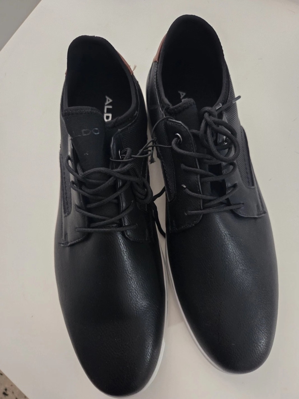 Mason Black Lace-Up Oxford Sneakers